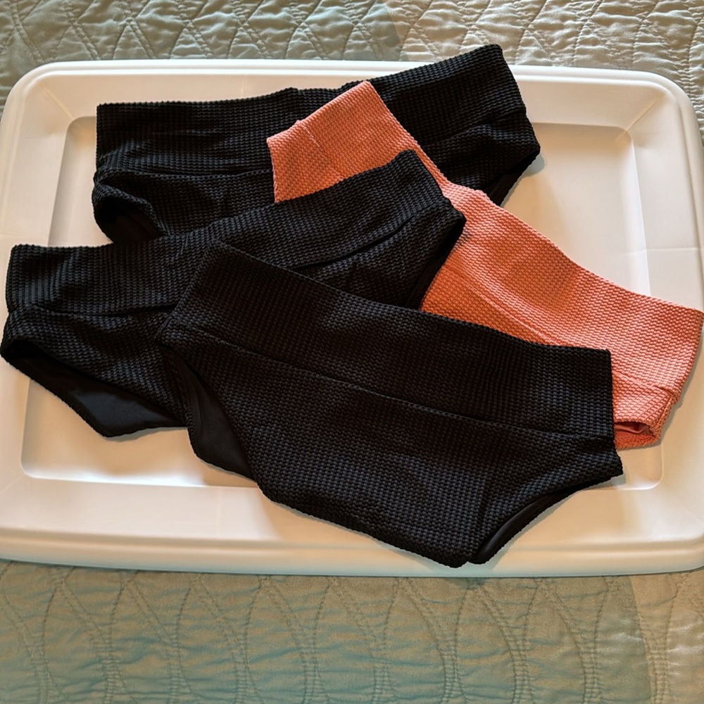 Aerie Waffle High Cut Cheeky
Bikini Bottoms